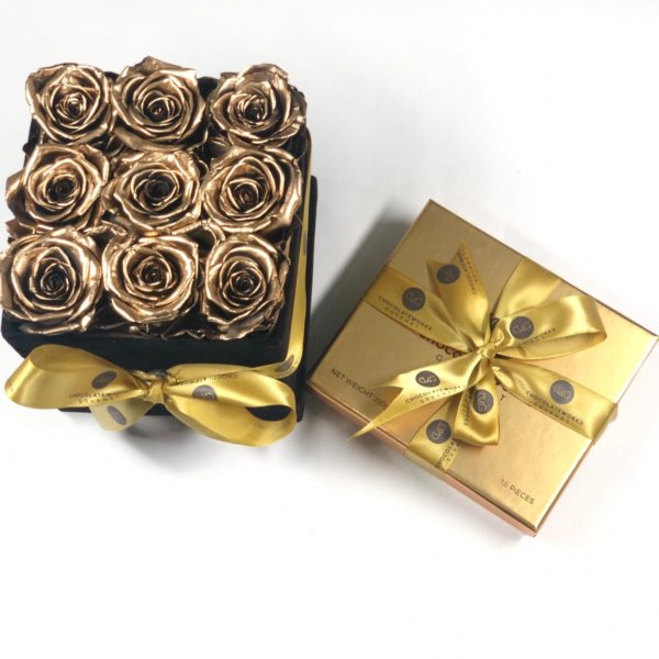 Metallic Infinity Roses - 9 Piece